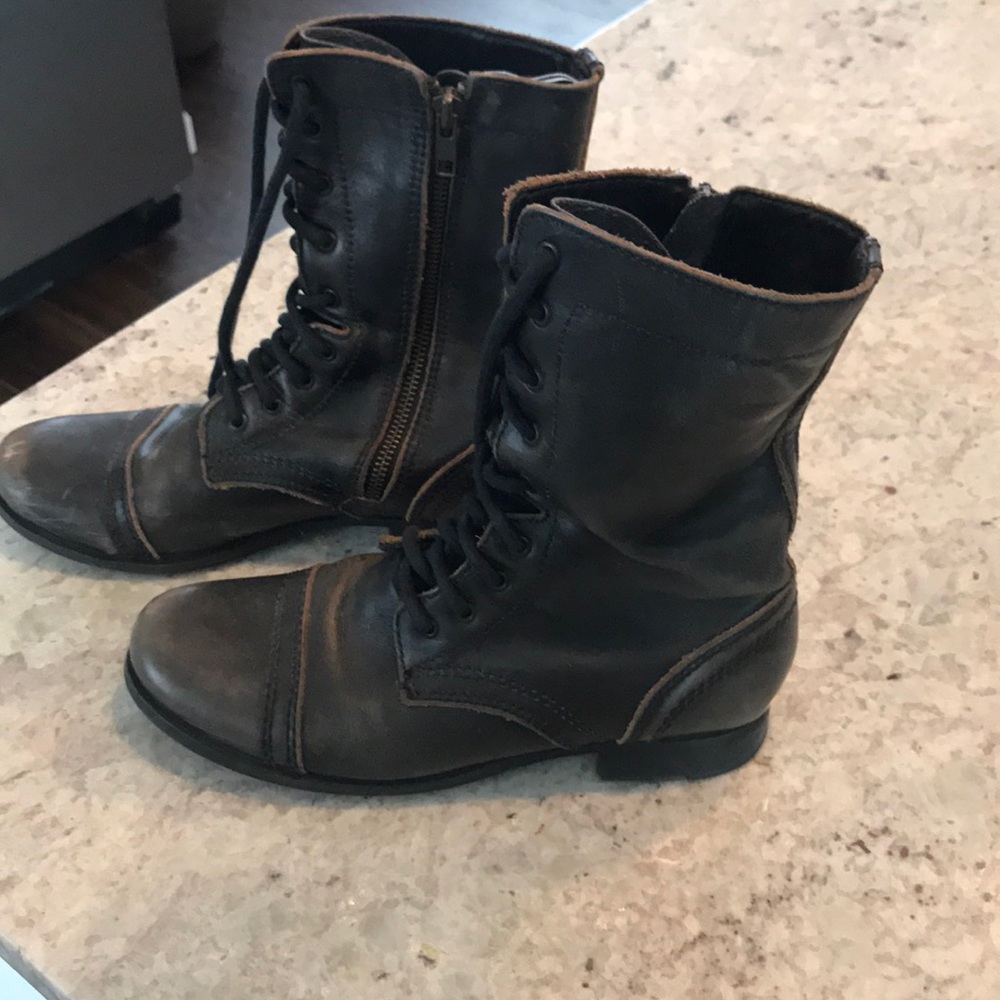 Steve Madden leather combat boot